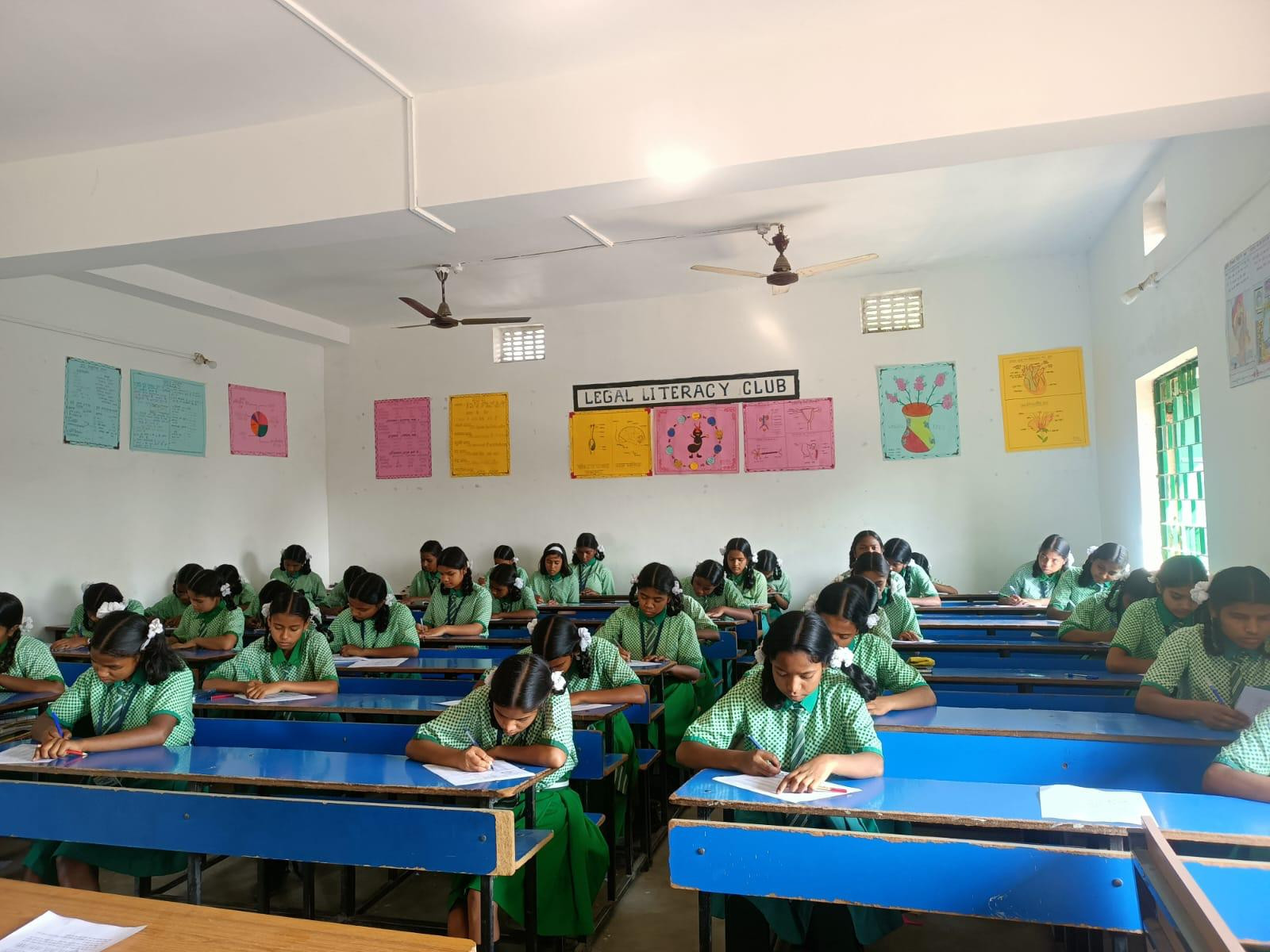 প্রাণিসম্পদমন্ত্রীর