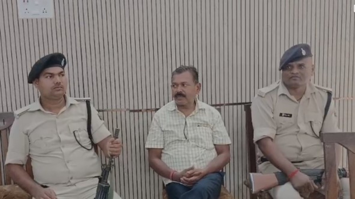 প্রাণিসম্পদমন্ত্রীর