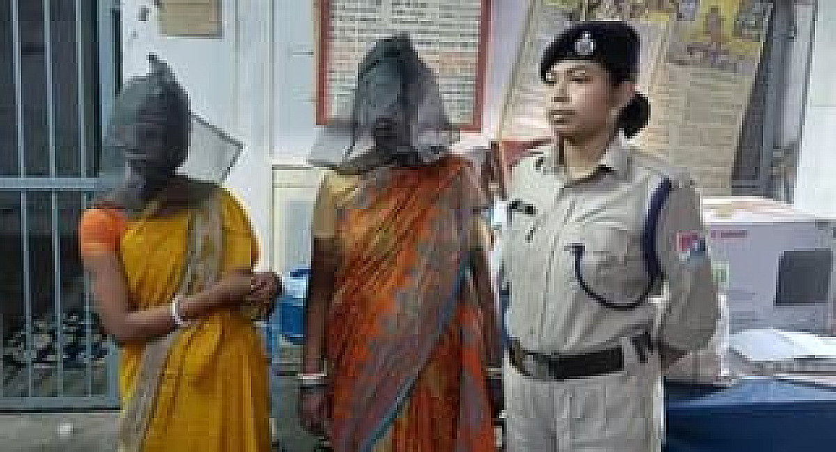 कोडरमा पुलिस ने अंतरराज्यीय छिनतई गिरोह का किया खुलासा, तीन अपराधी गिरफ्तार