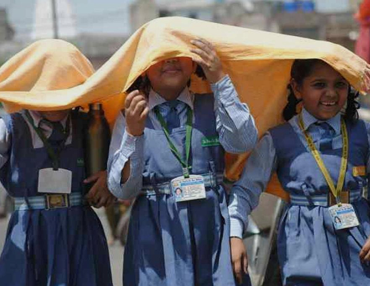 প্রাণিসম্পদমন্ত্রীর