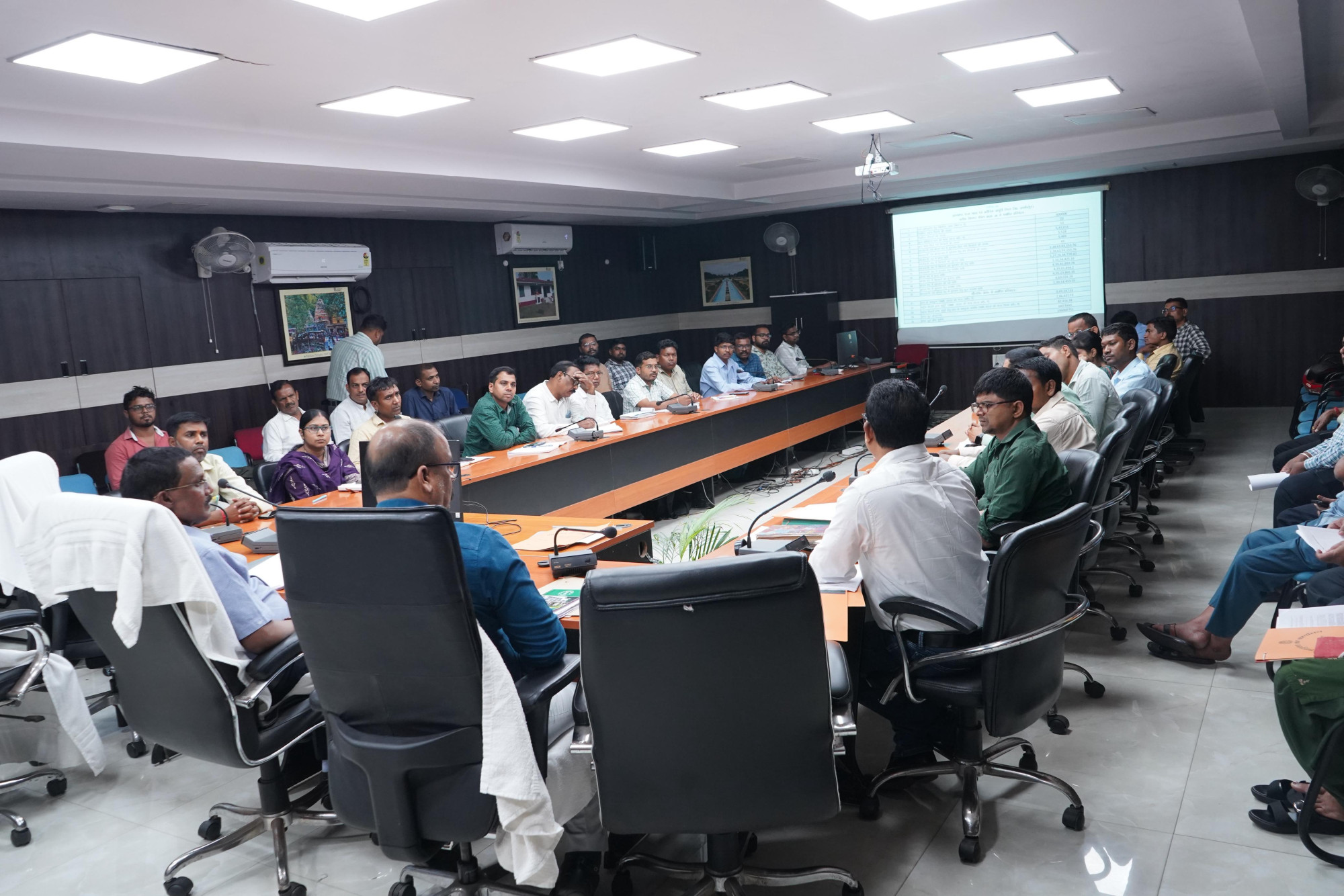 প্রাণিসম্পদমন্ত্রীর