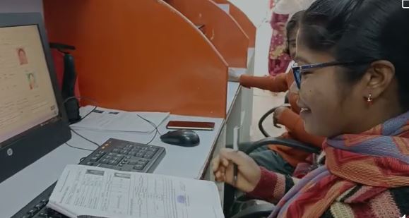 पढ़िए सशक्तिकरण की पहचान बनी लोहरदगा की सुसरिता की कहानी, 70 प्रतिशत दिव्यांगता में परफॉर्मेंस 100 %