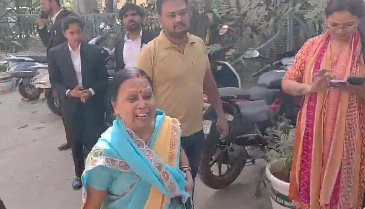 প্রাণিসম্পদমন্ত্রীর