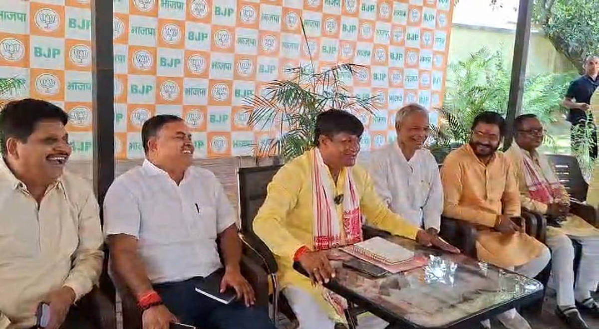 धनबाद में एयरपोर्ट की मांग तेज, ढुलऊ महतो ने 24 अप्रैल को भव्य आंदोलन और पदयात्रा का किया ऐलान