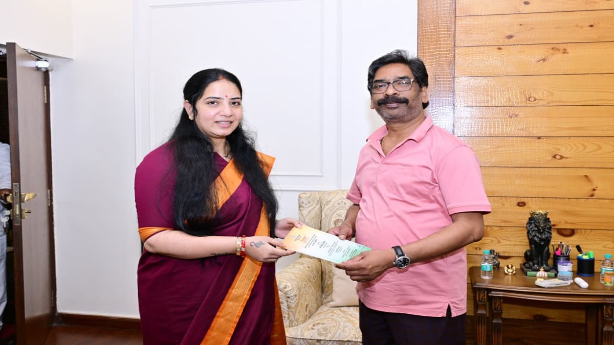 CM हेमंत सोरेन को मुखिया सम्मेलन का मिला न्योता, पंचायत दिवस पर होगा खास आयोजन