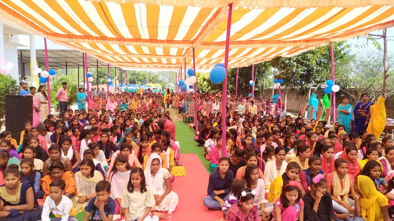 International women's day :  "महिलाओं ने ठाना है, चूल्हे से चौपाल तक जाना है"