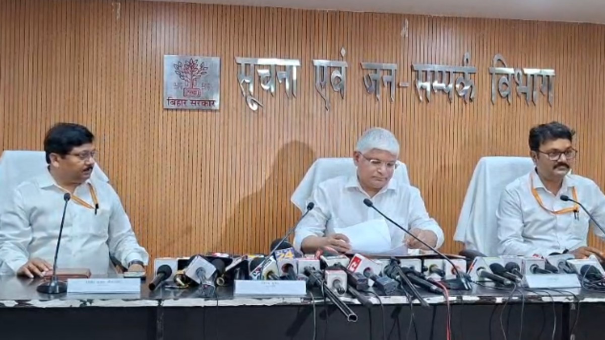 প্রাণিসম্পদমন্ত্রীর