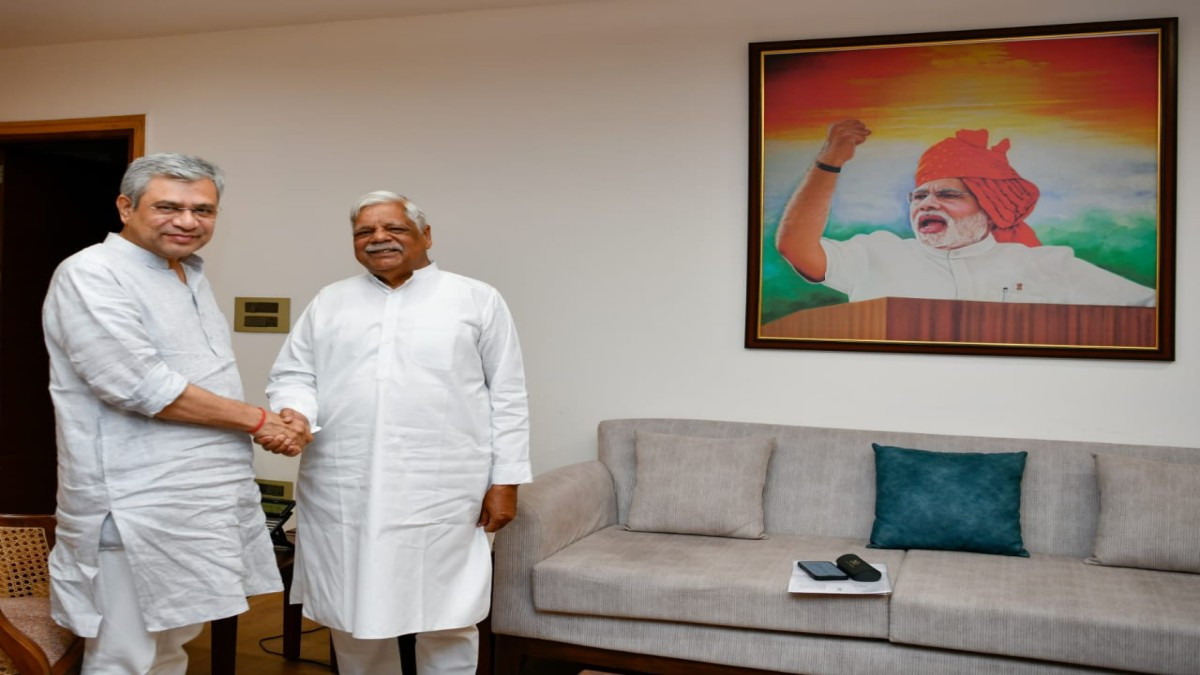 প্রাণিসম্পদমন্ত্রীর