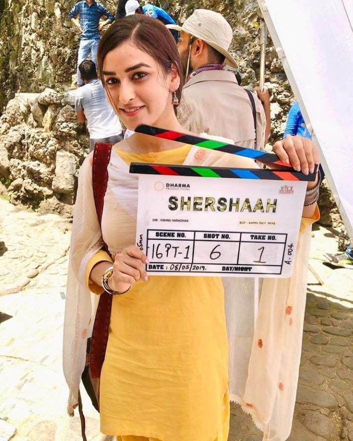 फिल्म शेरशाह में जलवा दिखाने के बाद अब पंजाबी फिल्मों में नजर आएंगी रांची की मनमीत