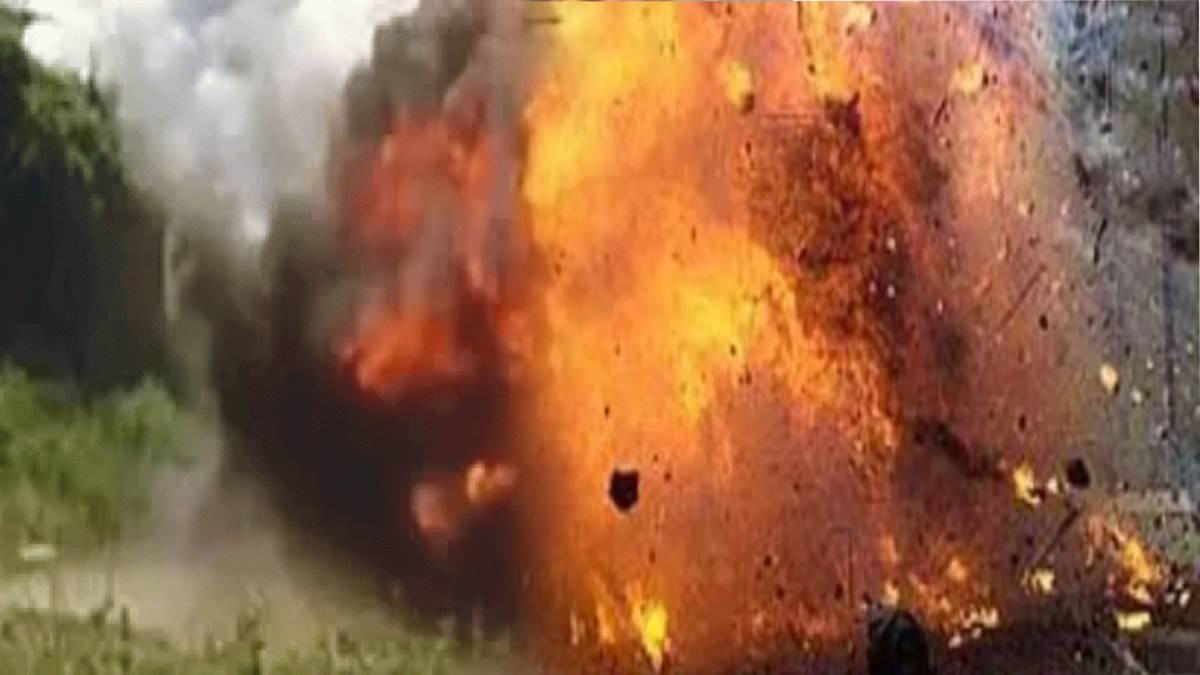 BIG BREAKING: नक्सल अभियान के दौरान ब्लास्ट,तीन जवान शहीद,एक गंभीर