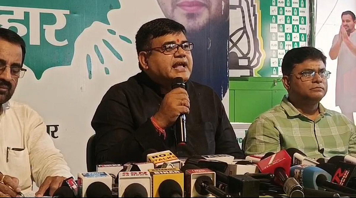 প্রাণিসম্পদমন্ত্রীর