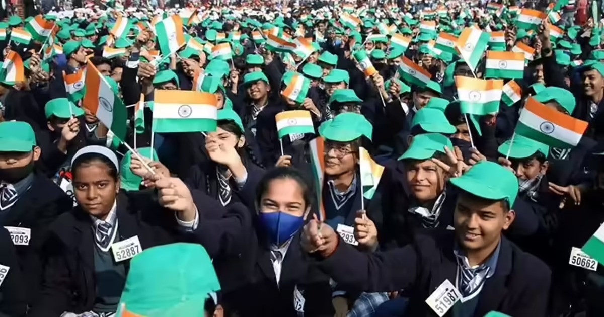 पश्चिम बंगाल में बदला स्कूलों का नियम, प्रार्थना सभा में अनिवार्य हुआ ‘वंदे मातरम’
