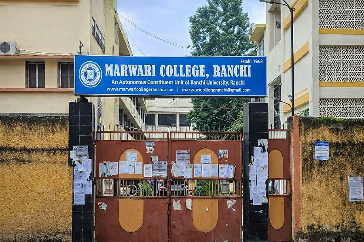 প্রাণিসম্পদমন্ত্রীর