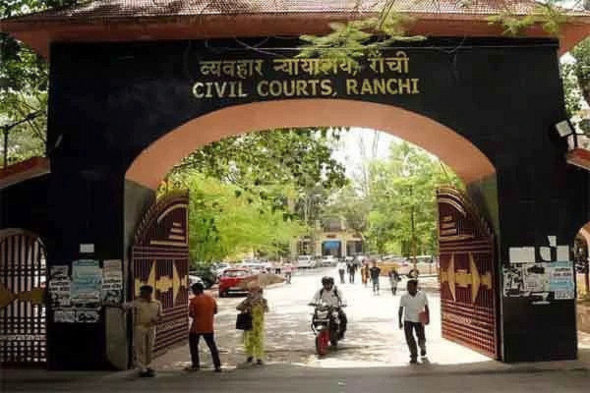 बड़ी खबर : टेंडर घोटाला मामले में ED कोर्ट में सरेंडर करते ही एग्जीक्यूटिव इंजीनियर सिद्धांत कुमार को मिली बेल