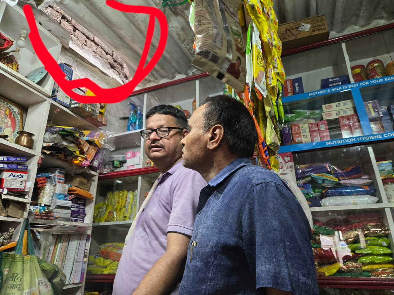 जमशेदपुर में बढ़ी चोरी की वारदात, मानगो में गल्ला दुकान को बनाया निशाना