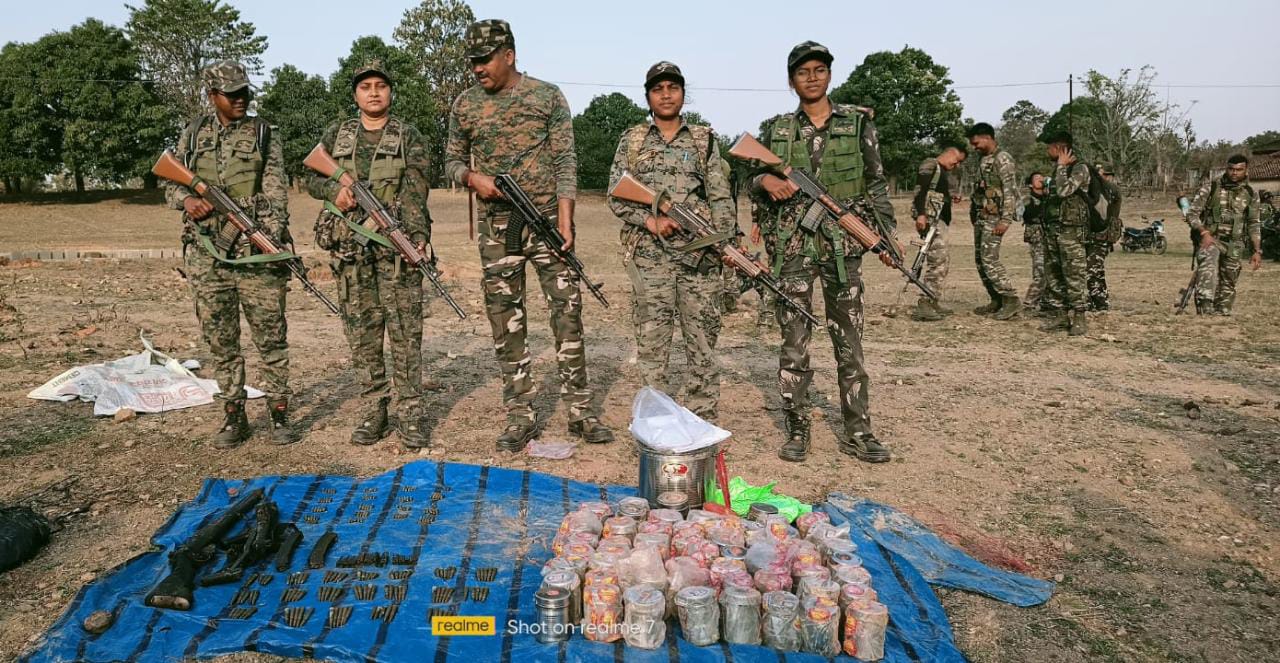 नक्सलियों की साजिश नाकाम, बुलबुल जंगल से बरामद हुआ तबाही का ये सामान