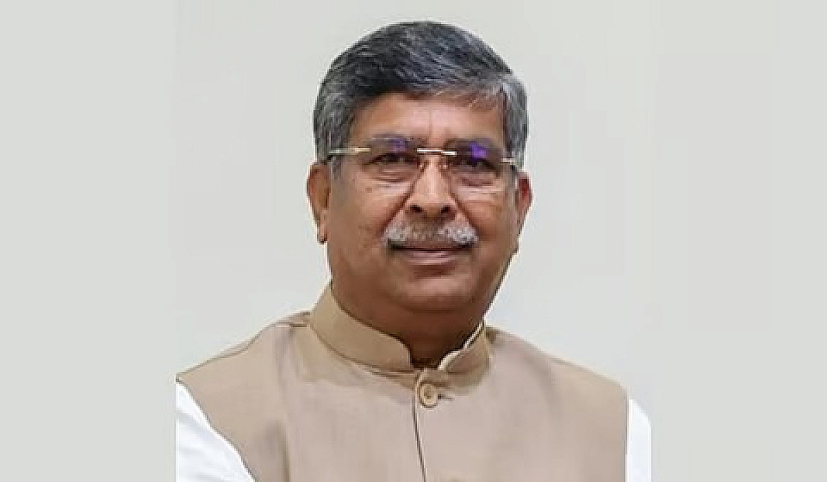 झारखंड में भाजपा: धनबाद, कोल्हान, हज़ारीबाग़ में छिड़ी है 'पावर' की लड़ाई, अब क्या करेंगे प्रदेश अध्यक्ष