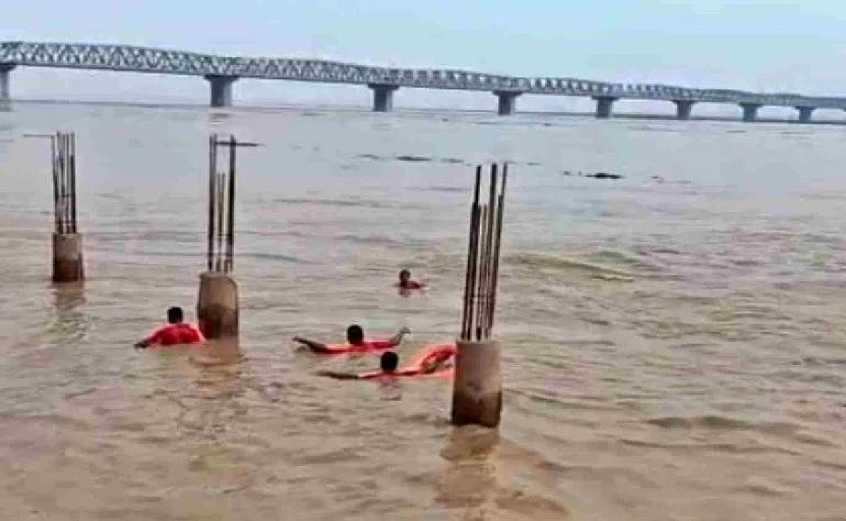 প্রাণিসম্পদমন্ত্রীর