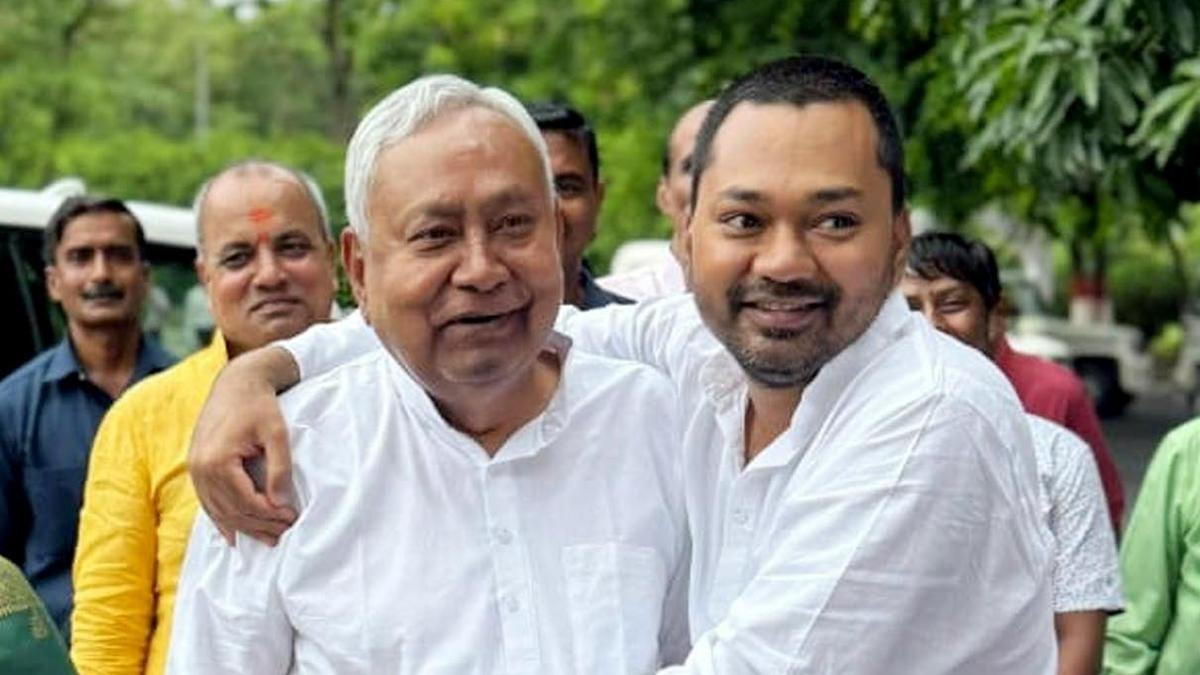 बिहार विधान परिषद : पूर्व सीएम नीतीश कुमार के बेटे को मिलेगी पिता की सीट या किसी दूसरे का होगा कब्ज़ा !!