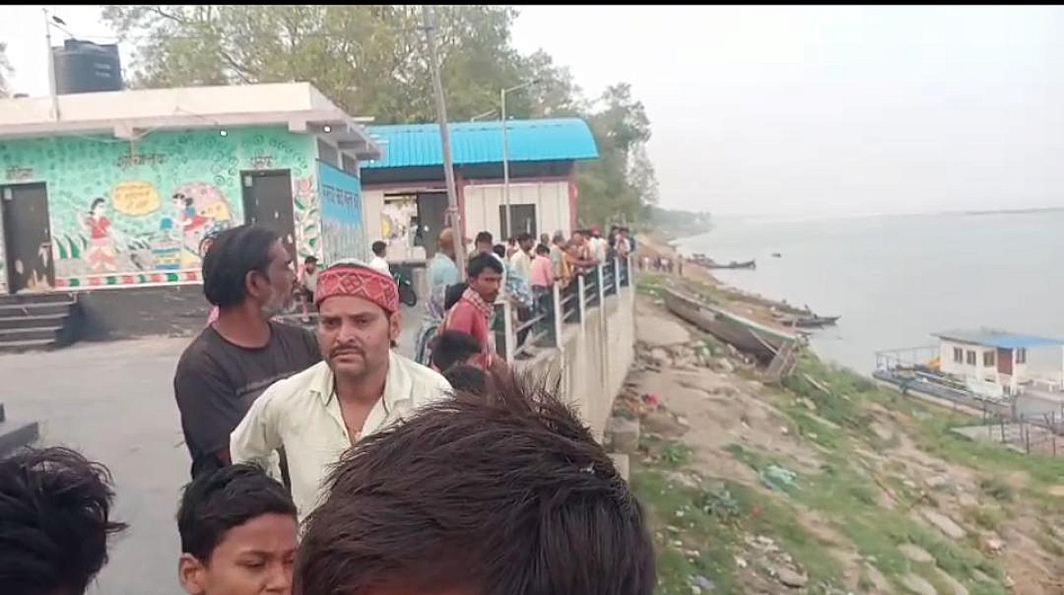 BREAKING:बिहार के बाढ़ में नाव हादसा, 2 की मौत, 5 लापता