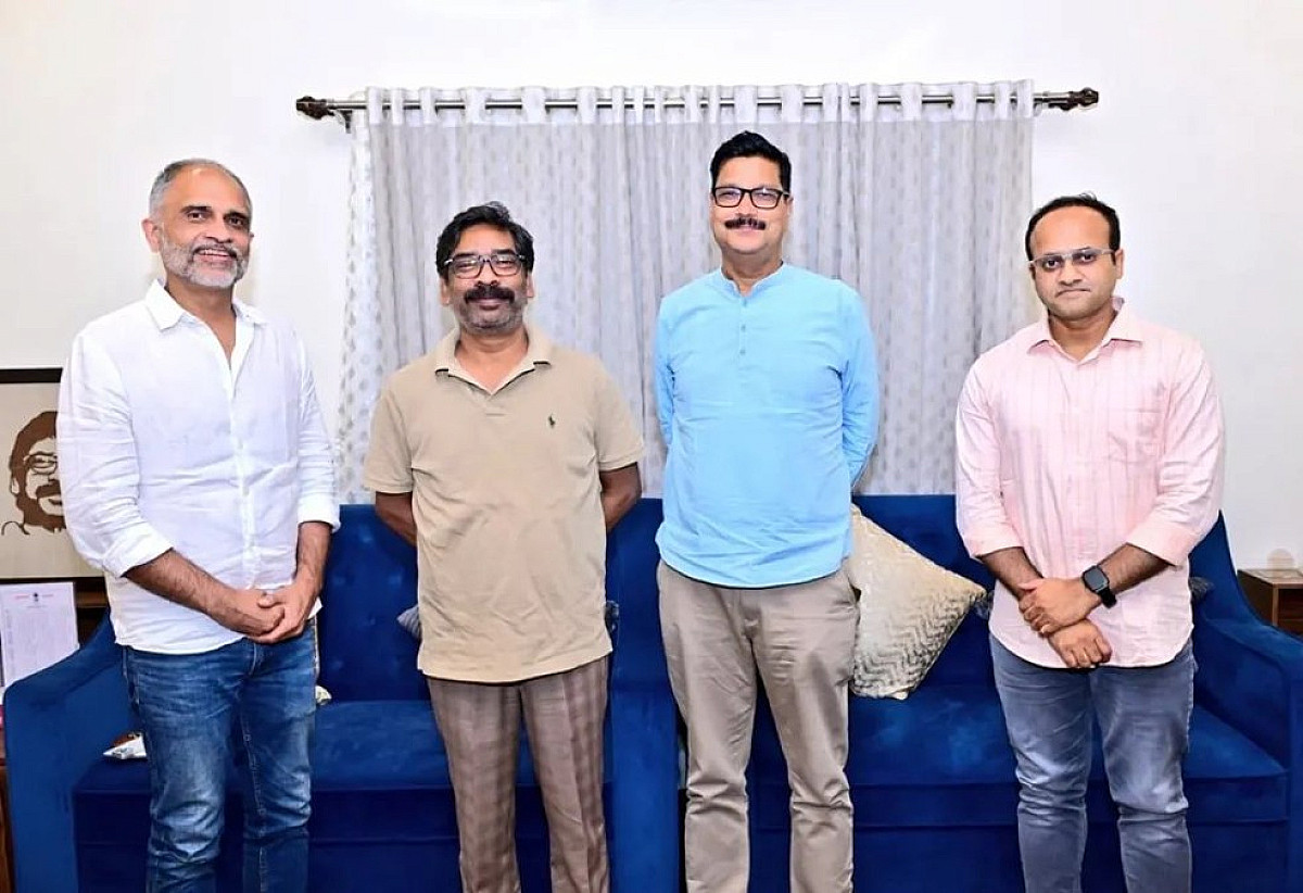 CM हेमंत सोरेन के साथ अजीम प्रेमजी फाउंडेशन की अहम बैठक, यूनिवर्सिटी, मेडिकल कॉलेज और अस्पताल पर हुई बड़ी चर्चा