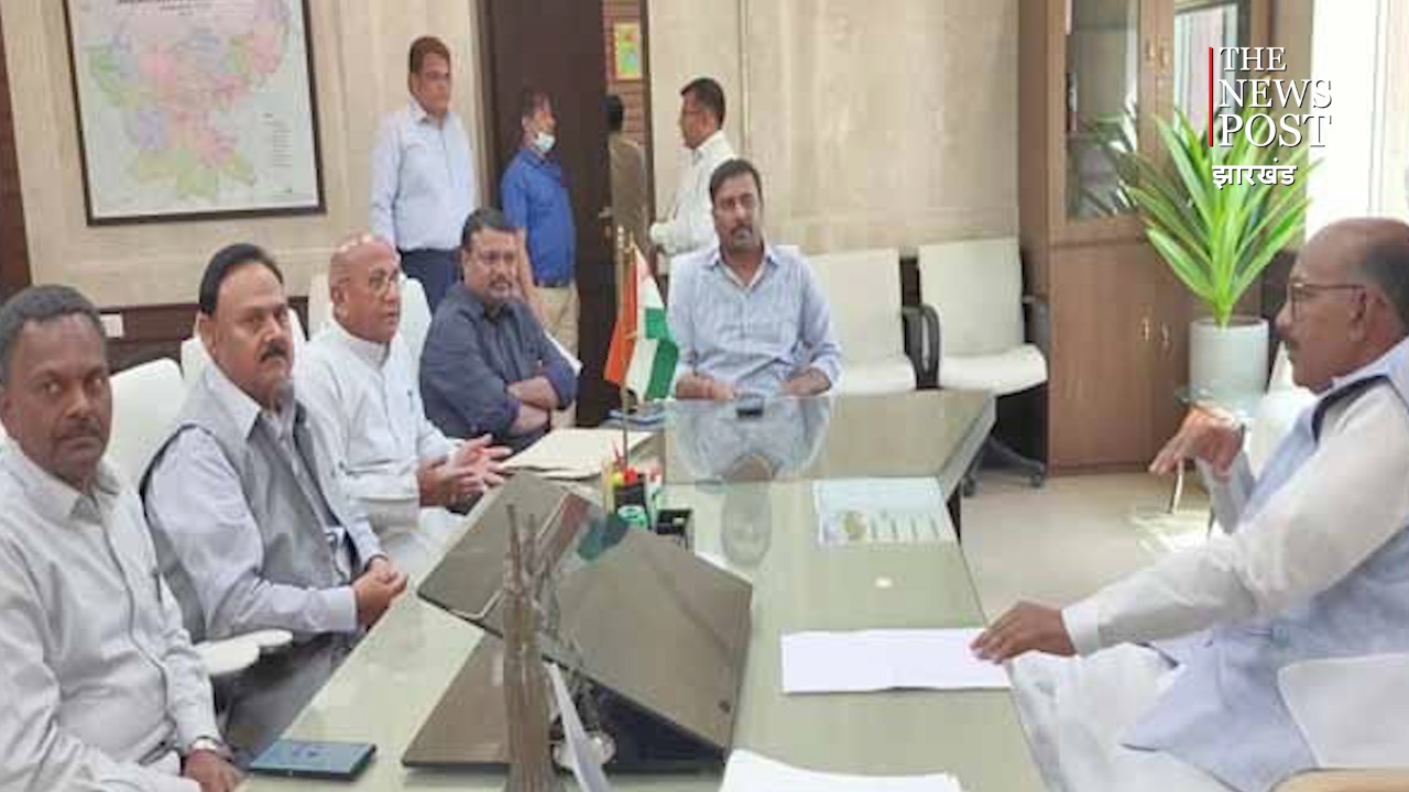 झारखंड लोकतांत्रिक मोर्चा : स्पीकर से मिले पांचों विधायक, इन मसलों पर की बात