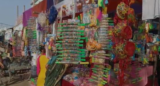होलियाना हुआ माहौल, कोरोना की मार के बाद होली का बाजार सजकर तैयार