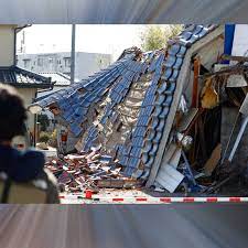 Earthquake : आधी रात को दहला जापान, कहीं दीवारें गिरीं, कहीं टूटीं खिड़कियां