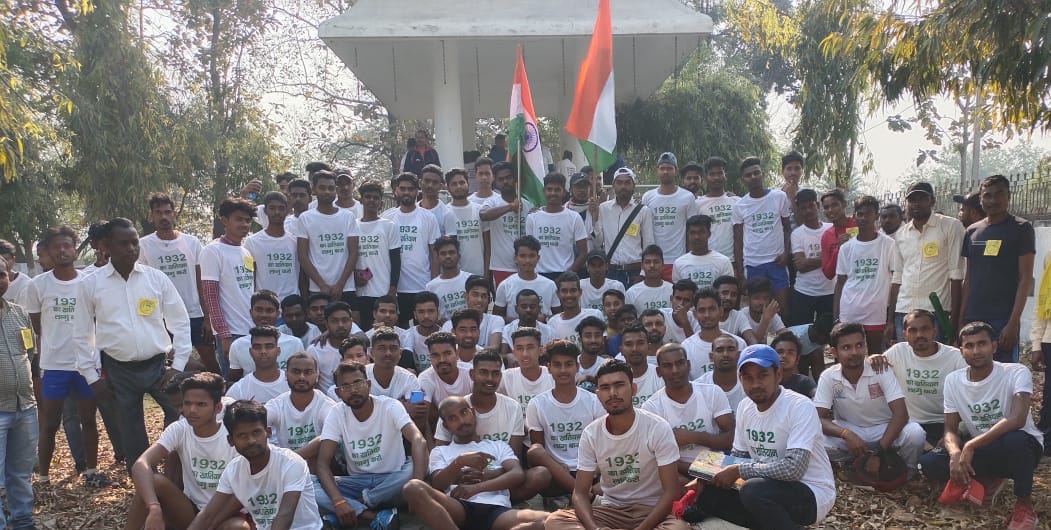 बलियापुर से चलकर 'रन फॉर 1932 खतियान ' रैली पहुंची धनबाद