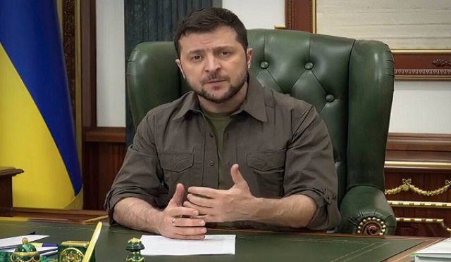 युद्ध का 25वां दिन : जेलेंस्की ने रूस से जुड़े दलों को किया निलंबित