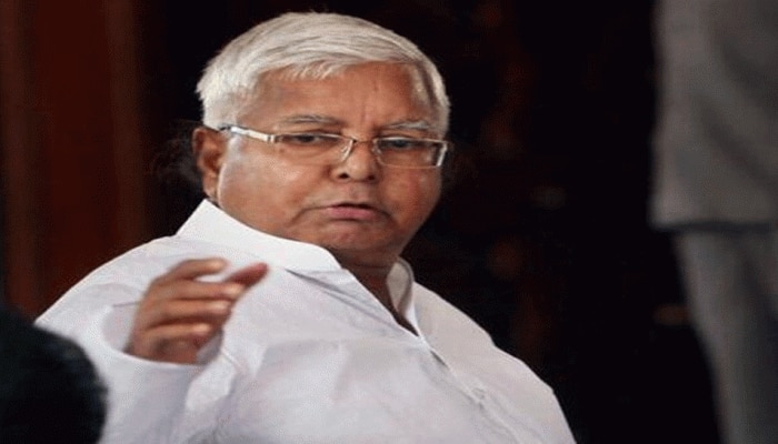 दिल्ली एयरपोर्ट पर बिगड़ी लालू प्रसाद की तबियत, एम्स इमरजेंसी वार्ड में किया गया भर्ती