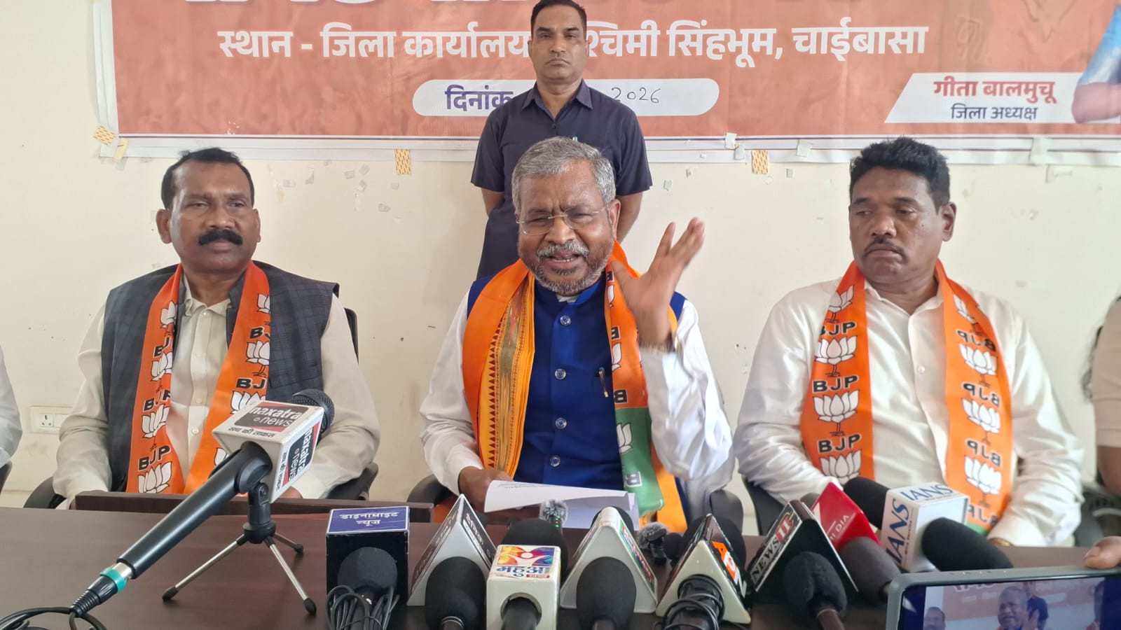 DMFT फंड पर सियासत तेज़, बाबूलाल मरांडी ने सरकार से मांगा खर्च का पूरा हिसाब