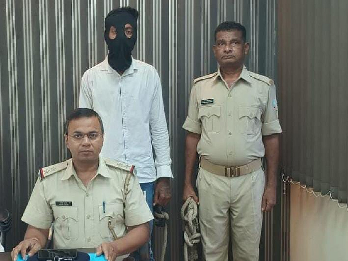 सरायकेला:आदित्यपुर गोलीकांड का मुख्य आरोपी सुमित महतो गिरफ्तार, लंबे समय से चल रहा था फरार