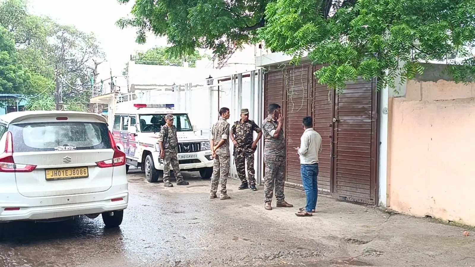 धनबाद के इन जगहों पर चल रही है प्रवर्तन निदेशालय की छापेमारी ,नेता से लेकर कारोबारी तक शामिल 