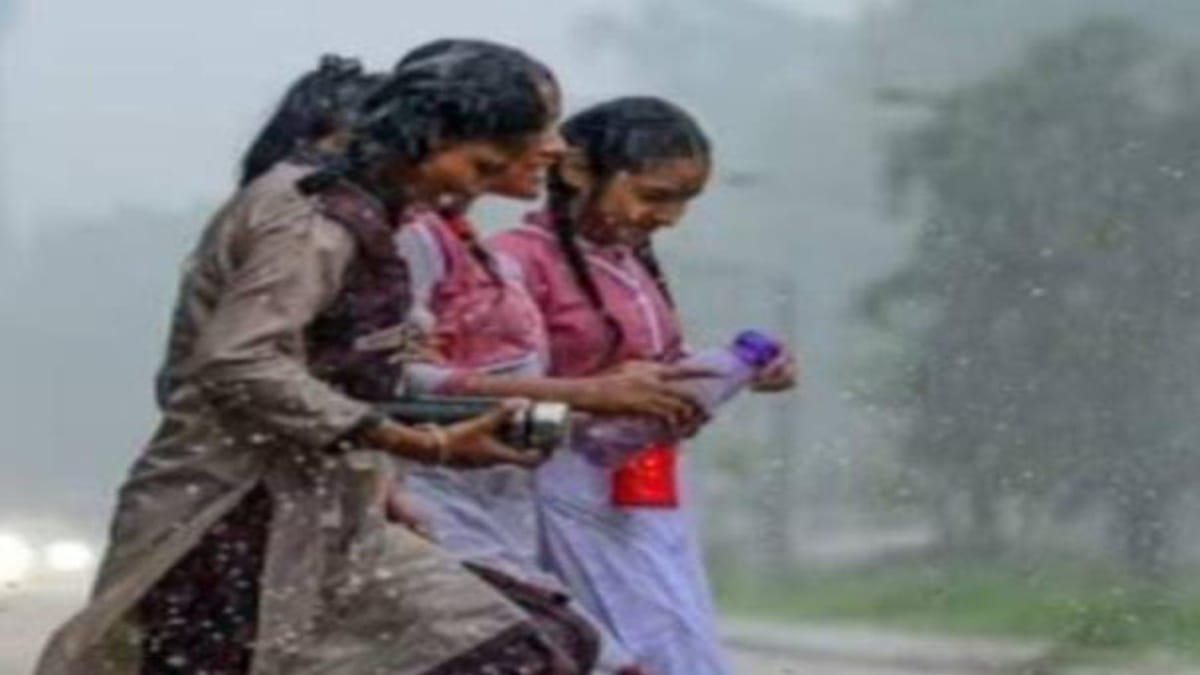 Weather Alert: झारखंड में दिखेगा साइक्लोनिक सर्कुलेशन का असर,18 जिलों में भारी बारिश और वज्रपात  का अलर्ट