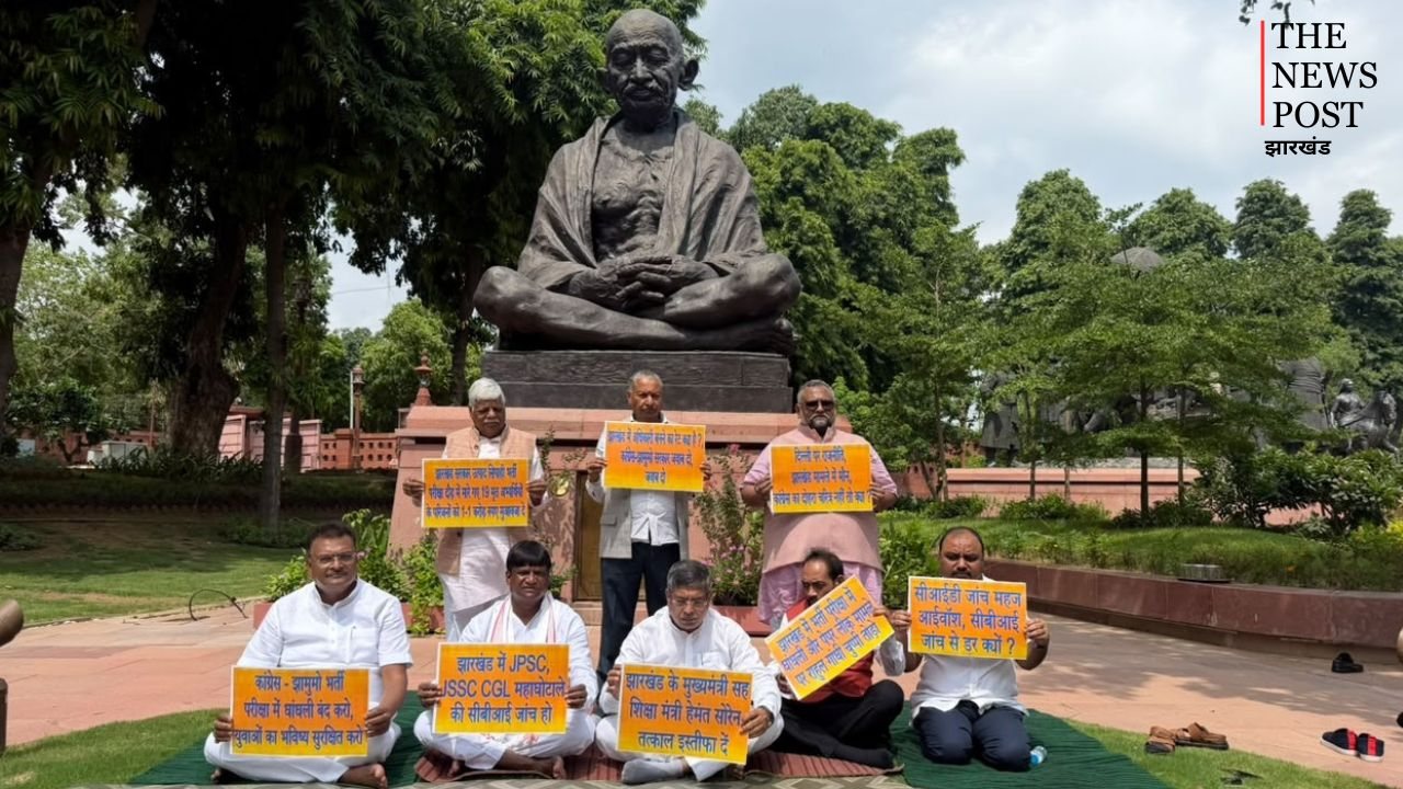 इस शख्स ने कबाड़ से बना डाली महिंद्रा थार जैसी गाड़ी, आनंद महिंद्रा बोले दोगे यह तो दूंगा बोलेरो