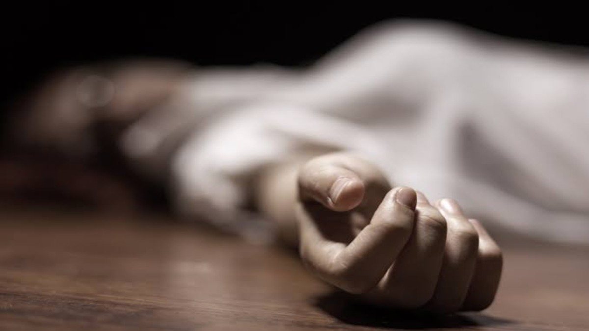 चाईबासा:शराबी पिता ने अपने ही बेटे की डंडे से पीटकर ले ली जान,पुलिस ने किया गिरफ़्तार