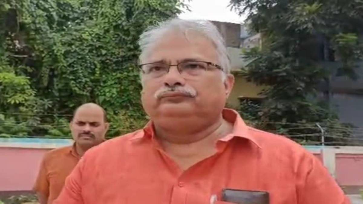 बिहार : कौन हैं एनडीए को एकजुट रखने के लिए एमएलसी पद से इस्तीफा देने वाले दिवेश कुमार,कब तक था कार्यकाल  