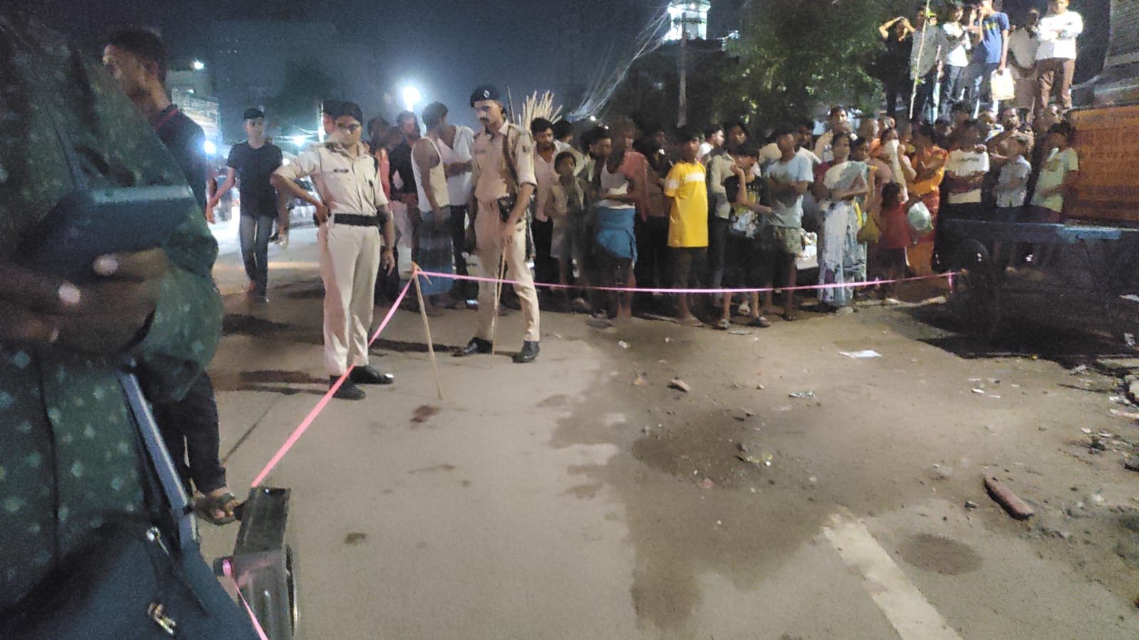 पटना में अपराधियों ने गैस दुकानदार को मारी गोली, हालत गंभीर,पुलिस जांच में जुटी