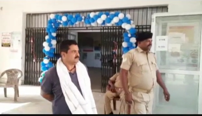 सोशल मीडिया पर सीएम के खिलाफ अभद्र टिप्पणी करना कांग्रेस नेता को पड़ा महंगा, गए जेल