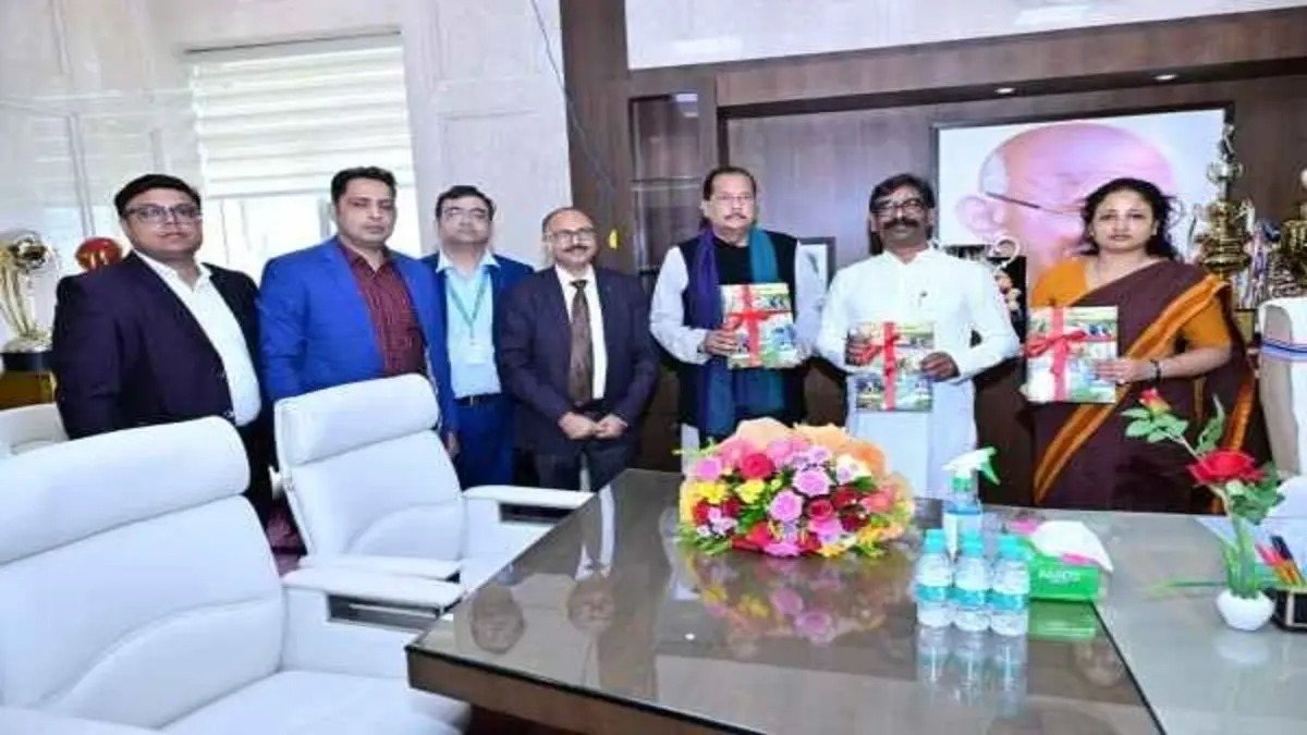 मुख्यमंत्री हेमंत सोरेन से बैंकर्स समिति की अहम मुलाकात, कई मुद्दों पर हुई बातचीत