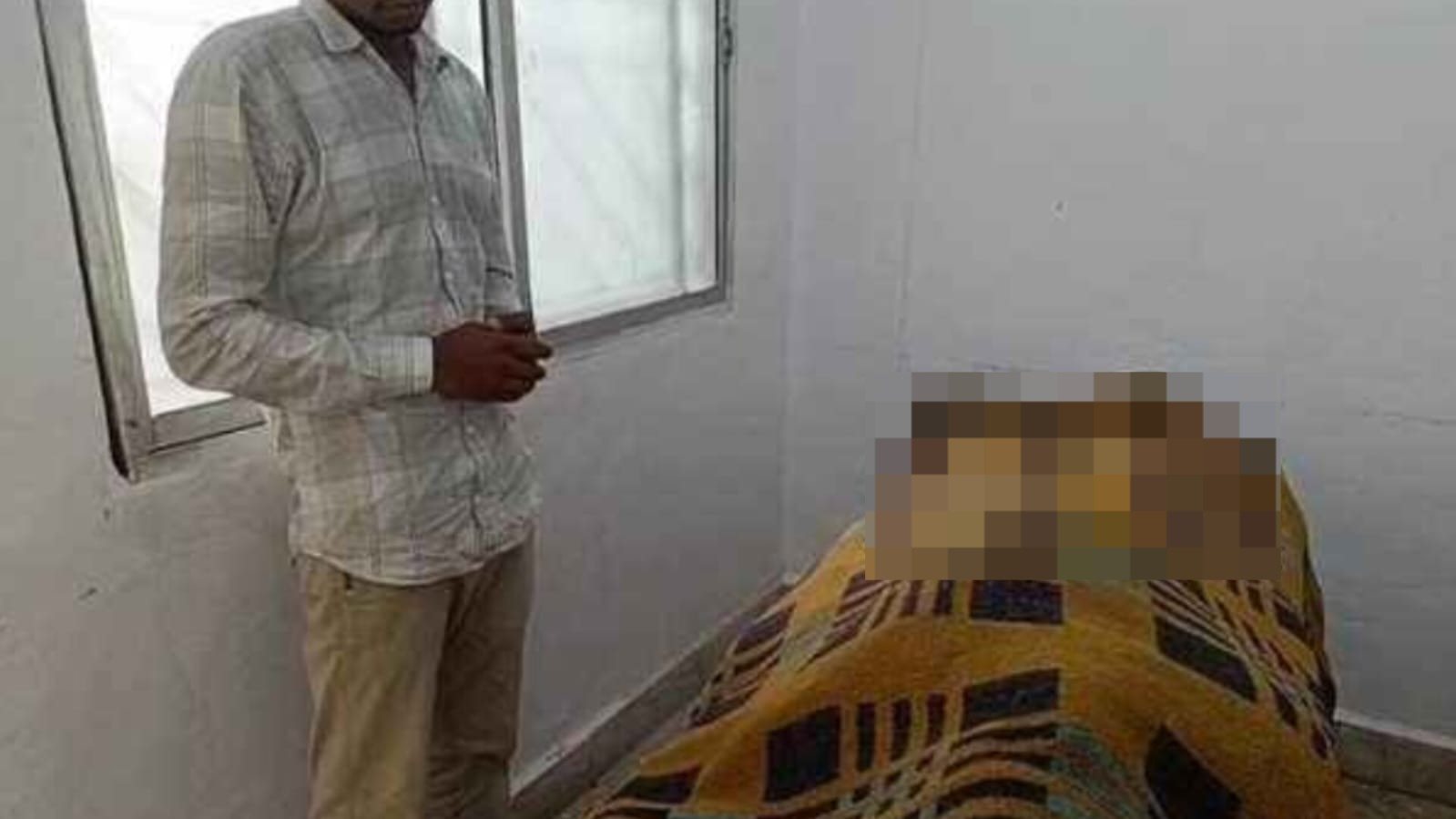 सिमडेगा में दर्दनाक सड़क हादसा, पोल से टकराई स्कूटी, इलाज के दौरान युवक की मौत