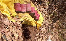 जंगल में छुपा कर रखे 10 बंडल कोडेक्स वायर बरामद, आईईडी बम विस्फोट में किया जाता है प्रयोग