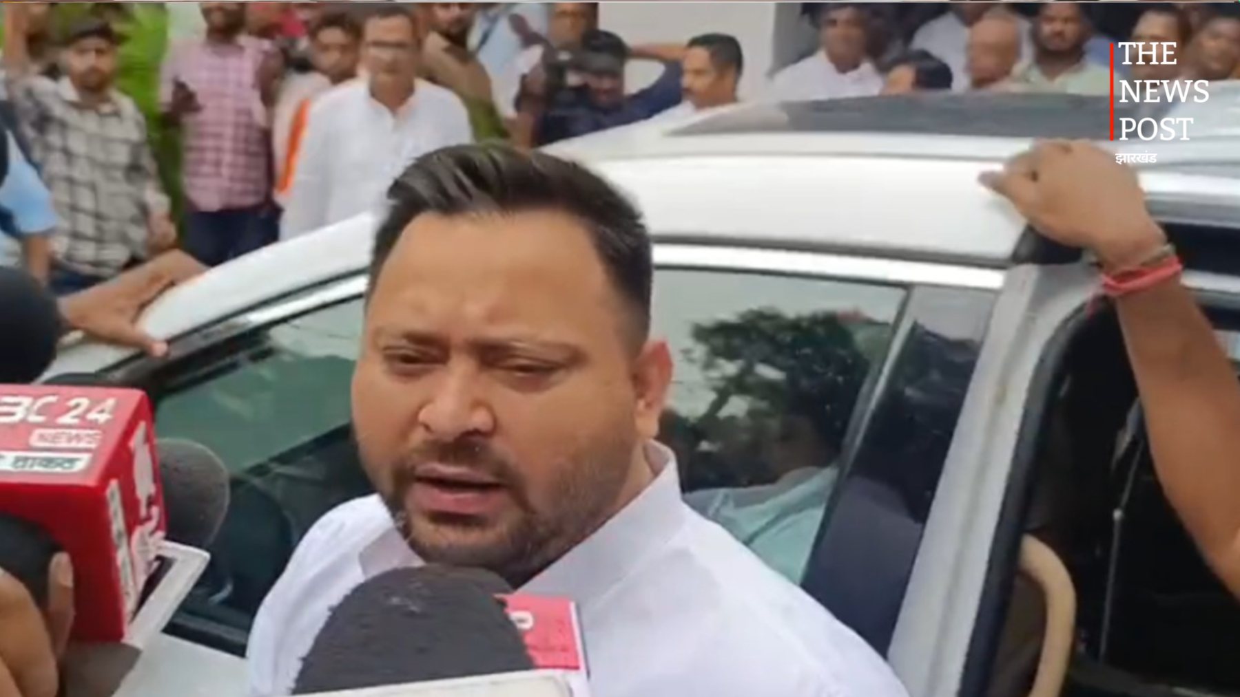 लखीसराय घटना पर तेजस्वी यादव ने जताया दुख, पीड़ित परिवारों को मुआवजा देने की रखी मांग