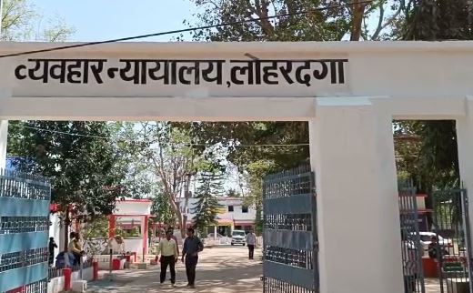 दहेज-हत्या के दोषी पिता-पुत्र को कोर्ट ने सुनाई आजीवन कारावास की सजा