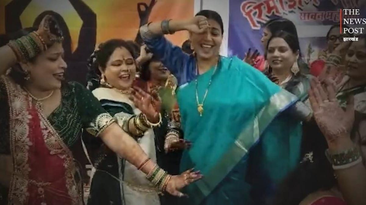 बॉलीवुड के गाने पर जमशेदपुर पूर्वी की विधायक पूर्णिमा दास साहू ने जमकर लगाए ठुमके, देखिए वायरल वीडियो