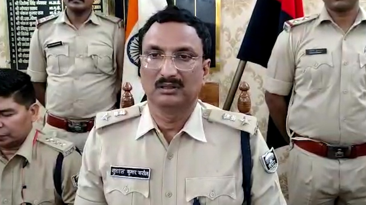 एएसआई की बेटी से करता था प्रेम , बेटा बाधक बना तो कर दी हत्या, पुलिस ने किया खुलासा