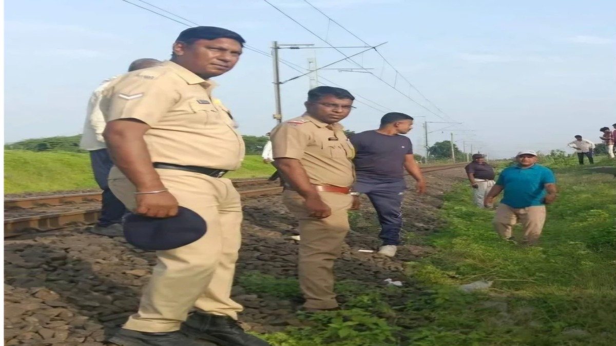 बड़ी खबर: एक परिवार के 4 लोगों की मौत से सनसनी, आखिर क्यों उठाया इतना बड़ा कदम?जांच में जुटी पुलिस