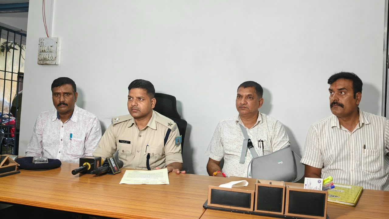 जयराम महतो के खिलाफ गुस्से में पुलिस एसोसिएशन ,अल्टिमेटम खत्म होने पर होगा बड़ा आंदोलन