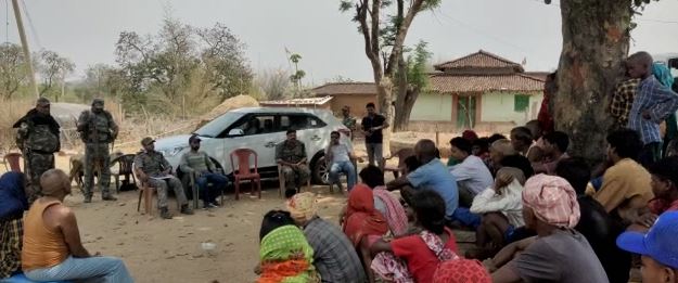 अच्छी पहल : डायन-बिसाही का आरोप लगाकर महिला को प्रताड़ित करने की गांव वाले बना रहे थे योजना, पुलिस ने रोका